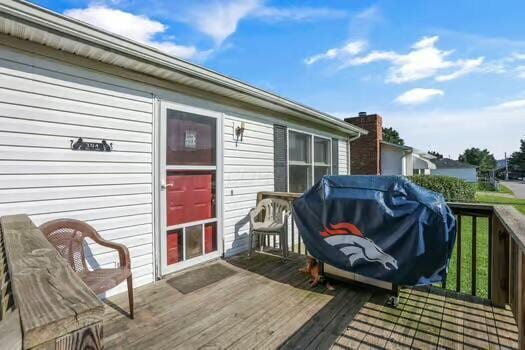304 N Canal St, Sugar Grove, OH 43155 - photo 4