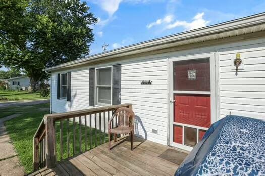 304 N Canal St, Sugar Grove, OH 43155 - photo 5