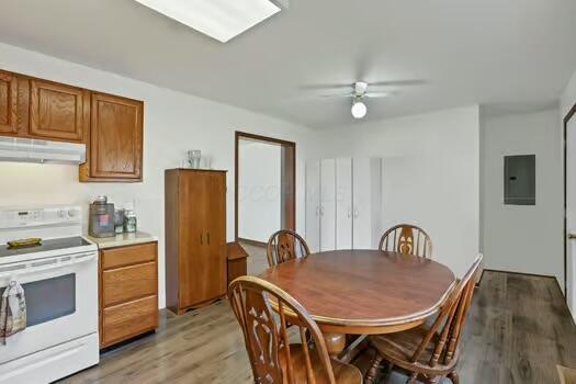304 N Canal St, Sugar Grove, OH 43155 - photo 11