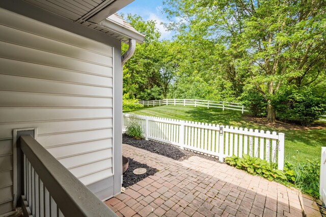 6611 Lower Lake Dr, Westerville, OH 43082 - photo 31