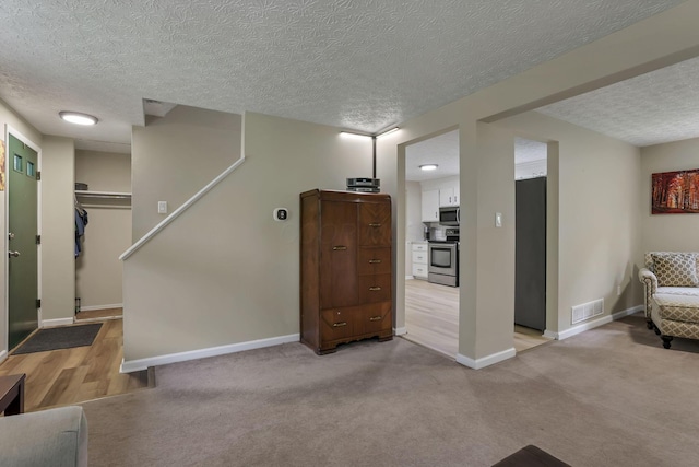 6553 Skywae Dr, Columbus, OH 43229 - photo 11