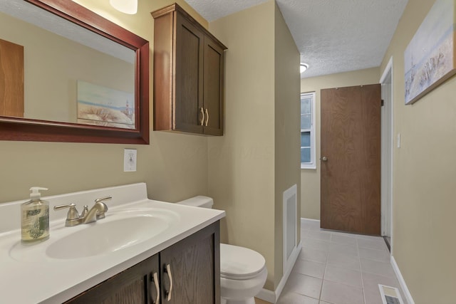 6553 Skywae Dr, Columbus, OH 43229 - photo 36