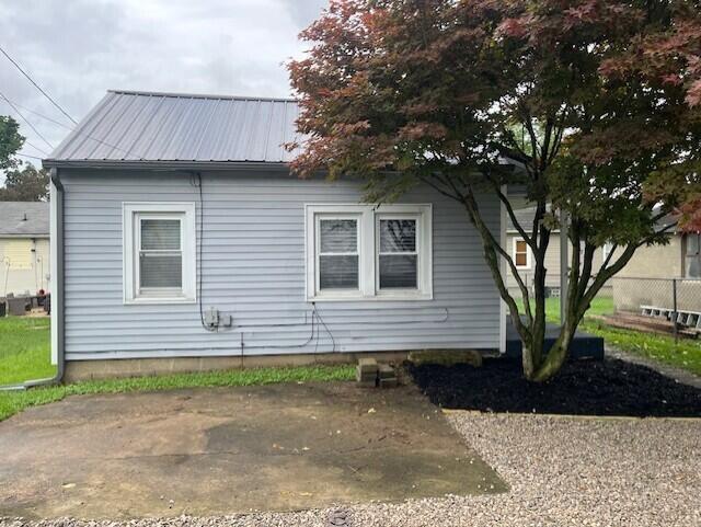 317 Busby Ave, Lancaster, OH 43130 - photo 17