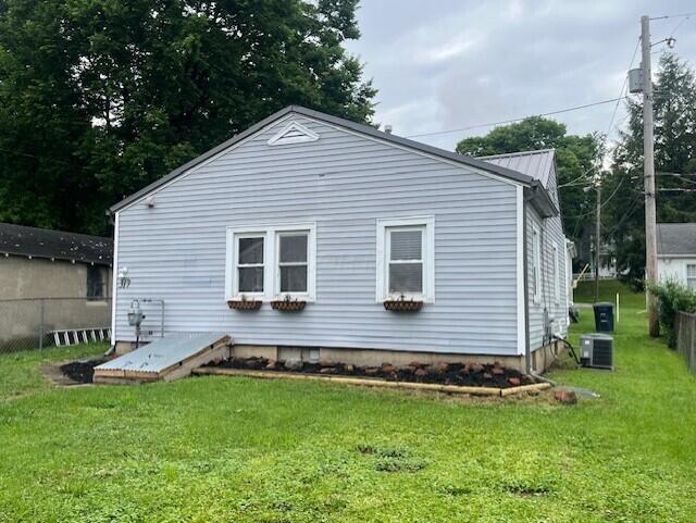 317 Busby Ave, Lancaster, OH 43130 - photo 22