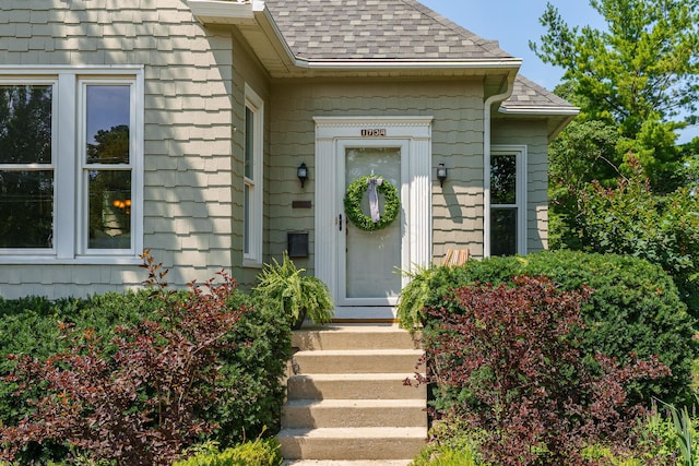 1734 W 1st Ave, Grandview, OH 43212 - entrance to property featuring roof with shingles