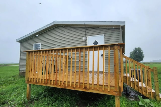 6447 Scioto Farms Rd Unit Se, Washington Court House, OH 43160 - deck featuring a yard