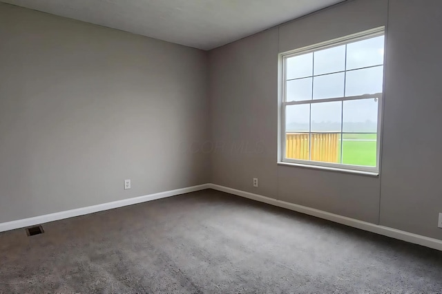 6447 Scioto Farms Rd Unit Se, Washington Court House, OH 43160 - unfurnished room with baseboards and carpet flooring