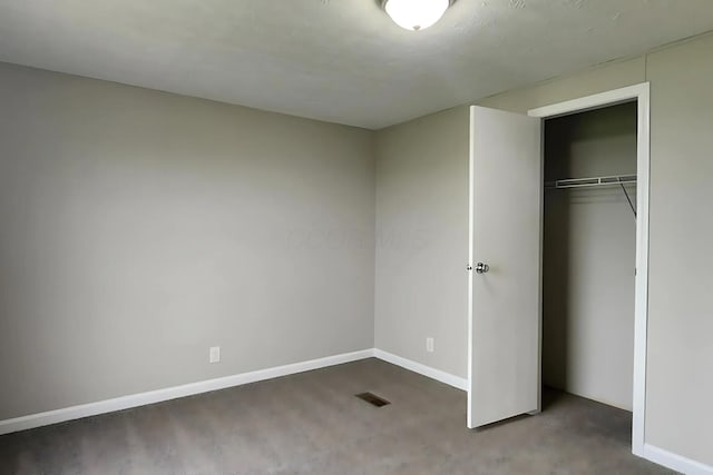 6447 Scioto Farms Rd Unit Se, Washington Court House, OH 43160 - unfurnished bedroom featuring a closet and baseboards