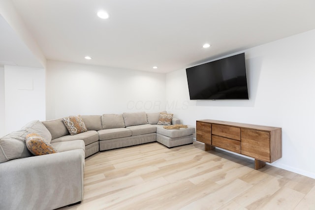 11578 Duncan Plains Rd NW, Johnstown, OH 43031 - living room featuring light wood-style floors and recessed lighting