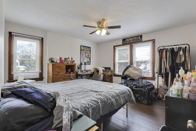 635-641 Racine Ave, Columbus, OH 43204 - bedroom featuring wood finished floors and a ceiling fan