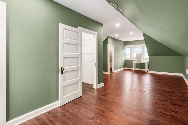 572 Linwood Ave, Columbus, OH 43205 - bonus room with dark wood-style floors and recessed lighting