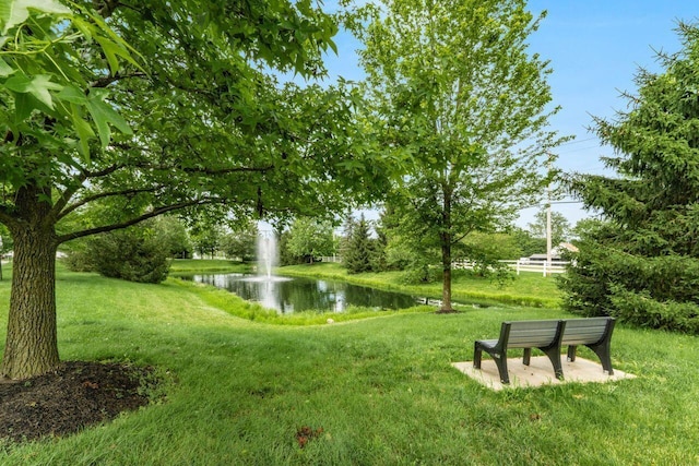 2020 Edison St, Newark, OH 43055 - view of home's community with a water view and a yard