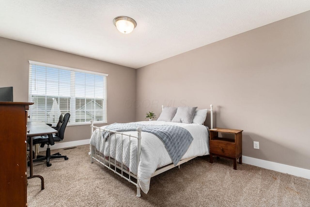 2020 Edison St, Newark, OH 43055 - carpeted bedroom with baseboards and a desk