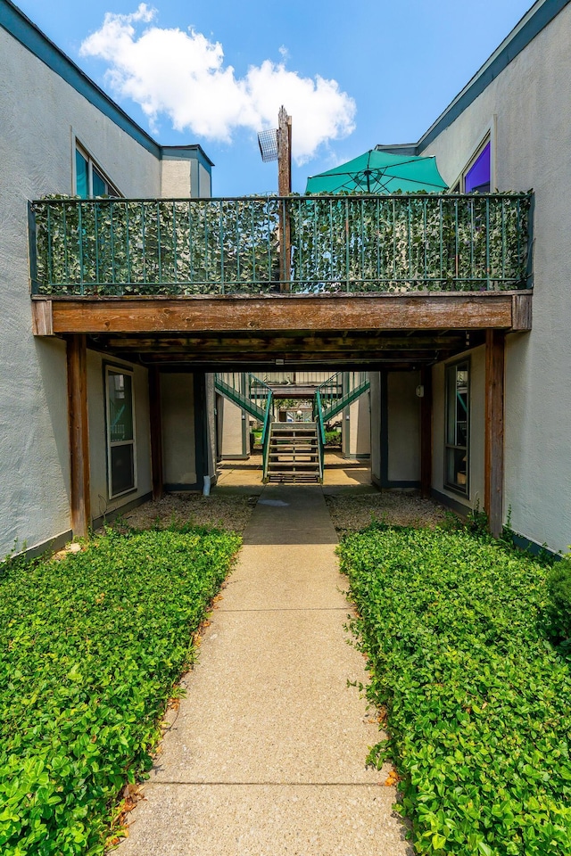 1080 Merrimar Cir S Unit E, Columbus, OH 43220 - view of car parking with stairs
