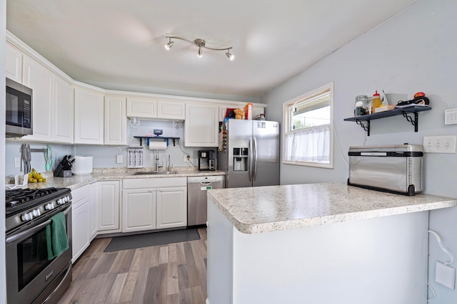 5150 Fairlane Rd, Columbus, OH 43207 - photo 9