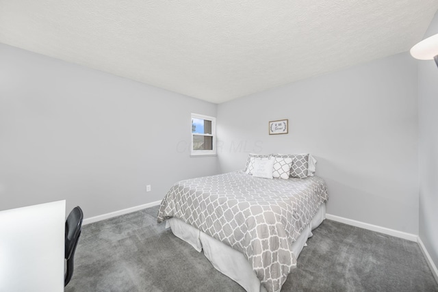 4968 Wintersong Ln Unit 10, Westerville, OH 43081 - carpeted bedroom featuring baseboards and a textured ceiling