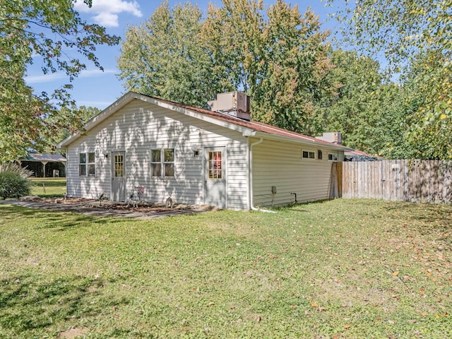 4250 Herr Fieldhouse Rd, Southington, OH 44470 - rear view of house featuring a chimney