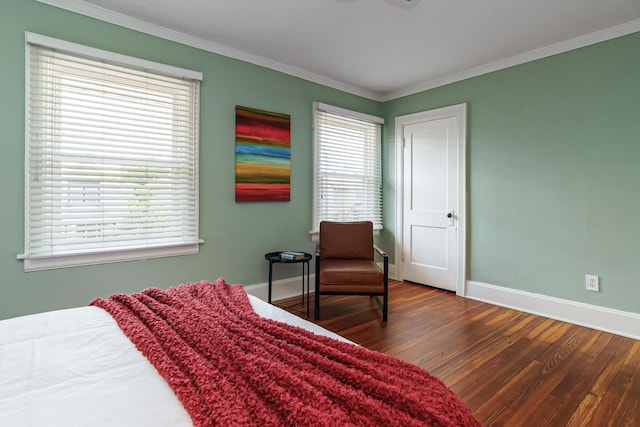 338 Sheldon Ave, Columbus, OH 43207 - bedroom featuring hardwood / wood-style floors and ornamental molding