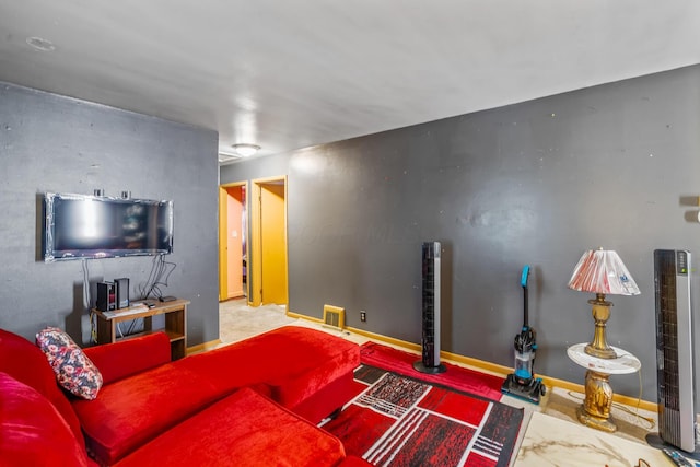 910 Pauline Ave, Columbus, OH 43224 - living room featuring baseboards