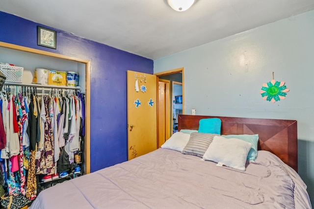 910 Pauline Ave, Columbus, OH 43224 - bedroom with a closet