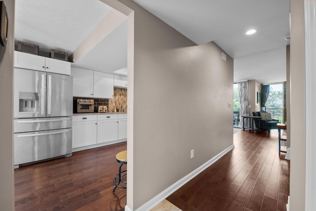 4758 Crazy Horse Ln Unit 2, Westerville, OH 43081 - corridor featuring dark wood-style floors and recessed lighting