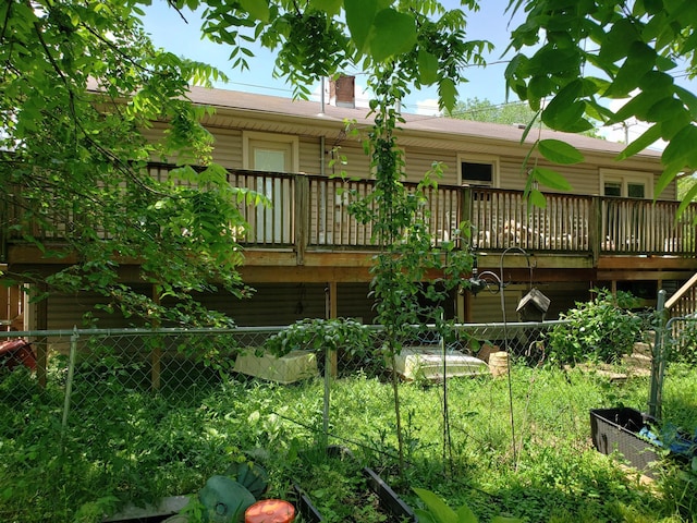 5100 Cleveland Ave, Columbus, OH 43231 - rear view of house featuring a wooden deck