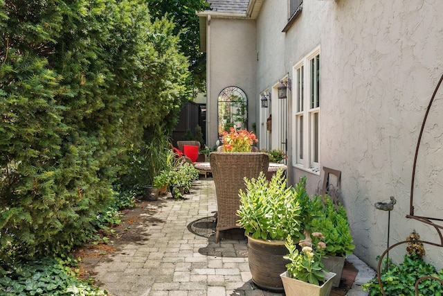 161 Jackson St, Columbus, OH 43206 - view of patio / terrace