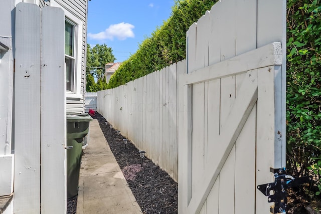 536 E Sycamore St, Columbus, OH 43206 - photo 28