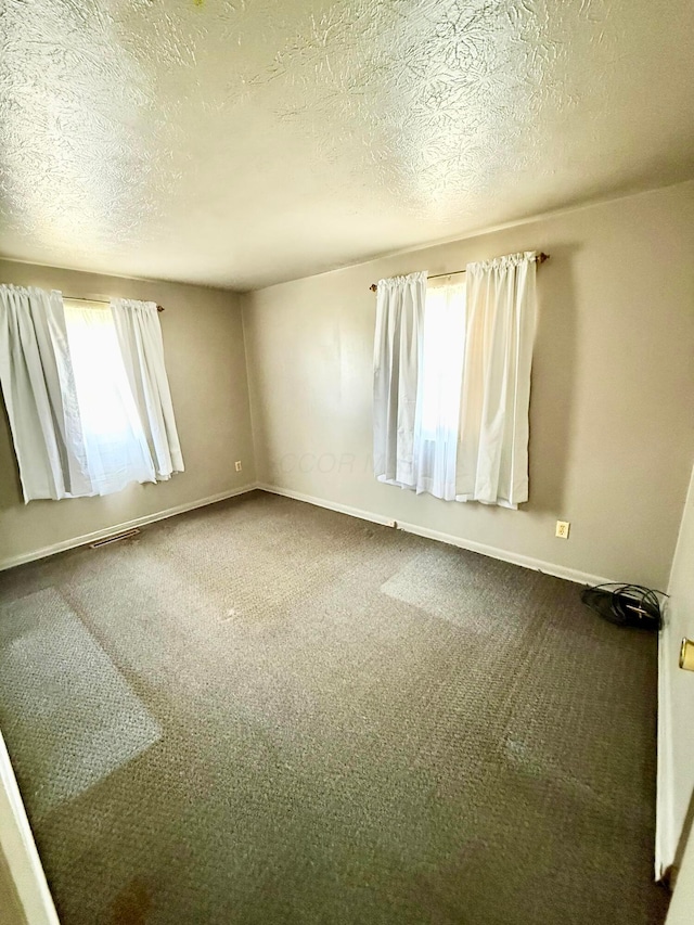1528 Venice Dr, Columbus, OH 43207 - photo 7