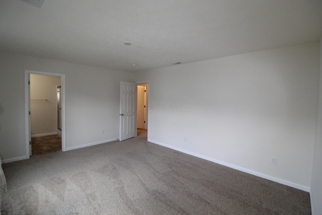 3348 Glasgow Dr, Groveport, OH 43125 - unfurnished bedroom with carpet and a spacious closet