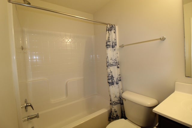 3348 Glasgow Dr, Groveport, OH 43125 - bathroom with vanity and shower / bathtub combination with curtain
