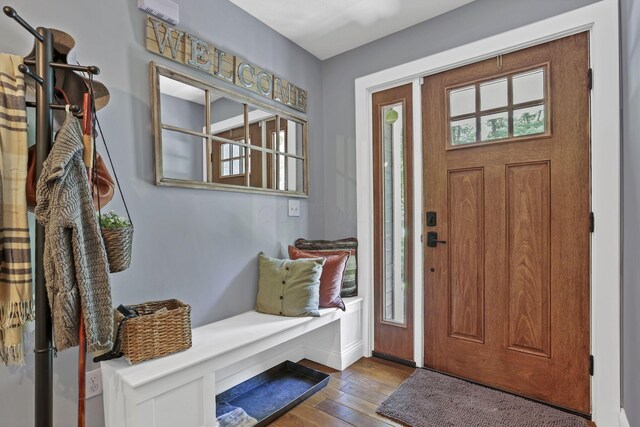 10 Denbigh Dr, Granville, OH 43023 - entrance foyer with wood-type flooring