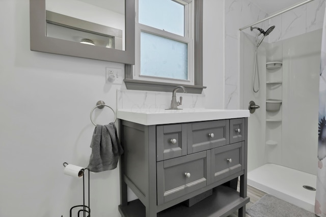 604 Elm St, Groveport, OH 43125 - full bath featuring a shower and vanity