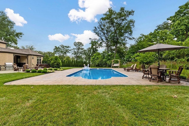 3150 Middle Pike, West Jefferson, OH 43162 - outdoor pool with a patio and a yard