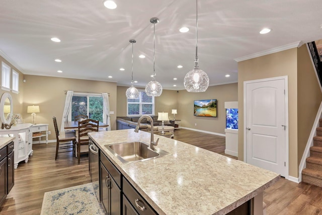 2267 Holiday Valley Dr, Grove City, OH 43123 - kitchen with crown molding, dark wood-style floors, recessed lighting, decorative light fixtures, and open floor plan