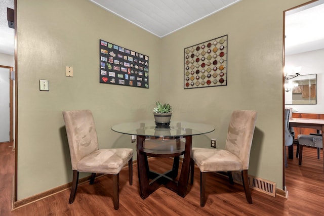 8547 Seabright Dr, Powell, OH 43065 - dining room featuring wood finished floors and baseboards