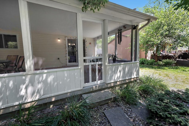 8547 Seabright Dr, Powell, OH 43065 - view of covered porch