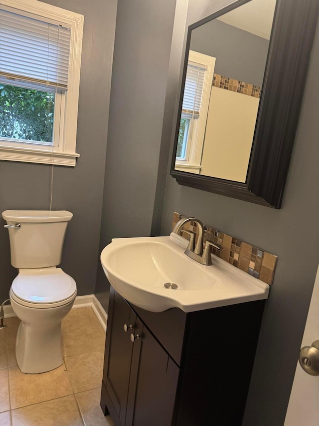 5542 Emerson Ave, Worthington, OH 43085 - bathroom featuring vanity and tile patterned flooring