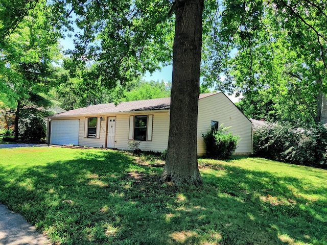 6679 Brock St, Dublin, OH 43017 - single story home with an attached garage and a front yard