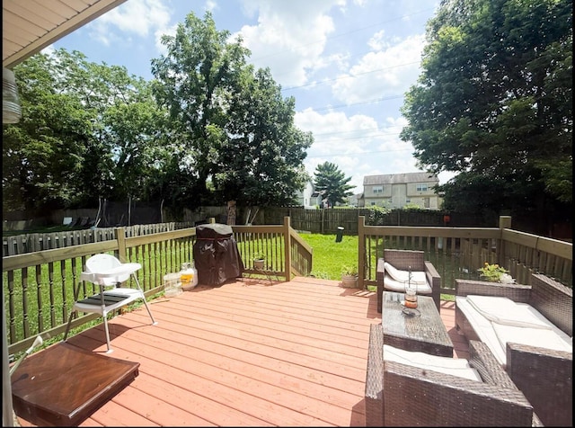 7173 Serenoa Dr, Reynoldsburg, OH 43068 - deck featuring a fenced backyard and an outdoor living space
