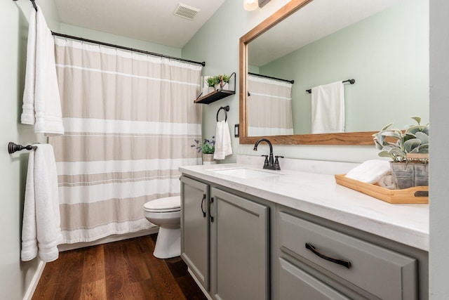 2063 Hayer Ct, Lewis Center, OH 43035 - bathroom featuring vanity, wood finished floors, and curtained shower