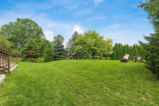 2063 Hayer Ct, Lewis Center, OH 43035 - view of yard featuring stairway