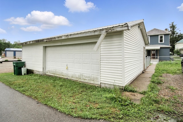 109 Vaughn St, Crooksville, OH 43731 - photo 32