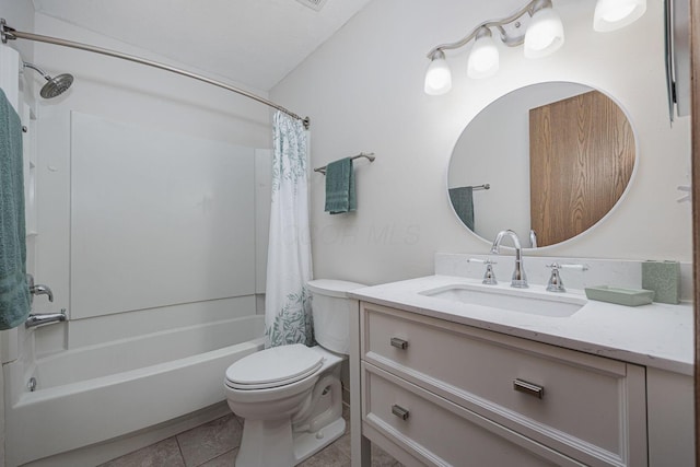 7599 Worth Galena Rd Unit 38, Worthington, OH 43085 - bathroom with shower / bath combo, vanity, and tile patterned floors