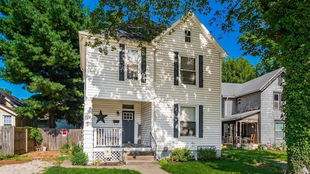 467 Mount Vernon Rd, Newark, OH 43055 - view of front of home featuring a porch