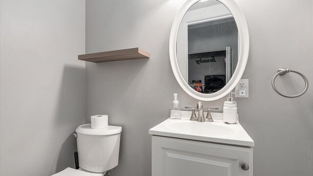 467 Mount Vernon Rd, Newark, OH 43055 - bathroom with vanity and toilet