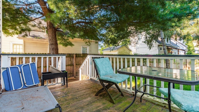 467 Mount Vernon Rd, Newark, OH 43055 - view of deck