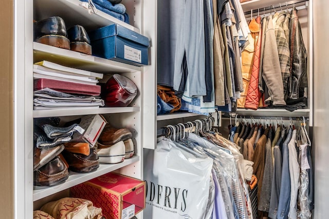 1412 Bryden Rd, Columbus, OH 43205 - view of closet