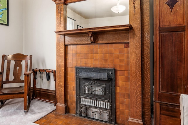 1412 Bryden Rd, Columbus, OH 43205 - detailed view of a tiled fireplace