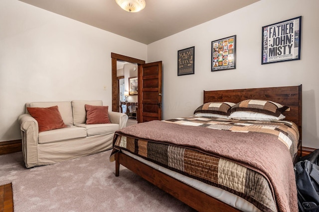 1412 Bryden Rd, Columbus, OH 43205 - bedroom with carpet